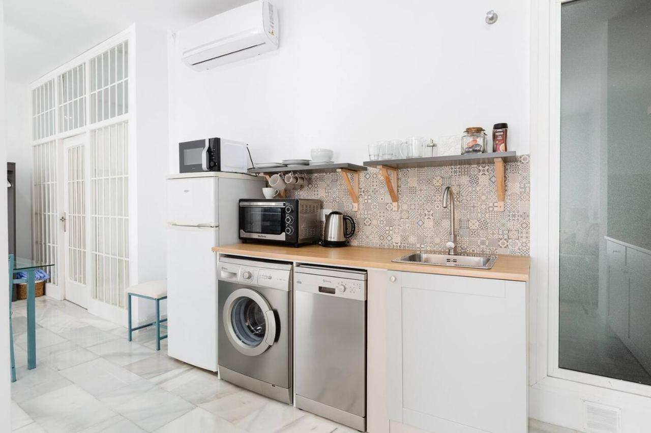 Loft En Primera Linea Del Paseo Maritimo Málaga Eksteriør bilde