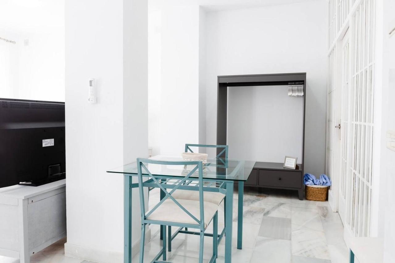 Loft En Primera Linea Del Paseo Maritimo Málaga Eksteriør bilde