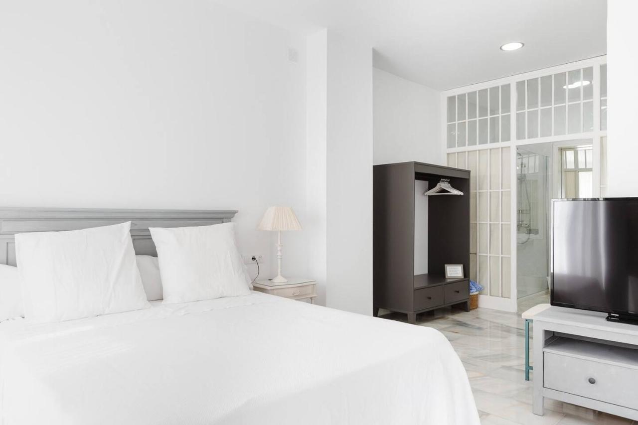 Loft En Primera Linea Del Paseo Maritimo Málaga Eksteriør bilde